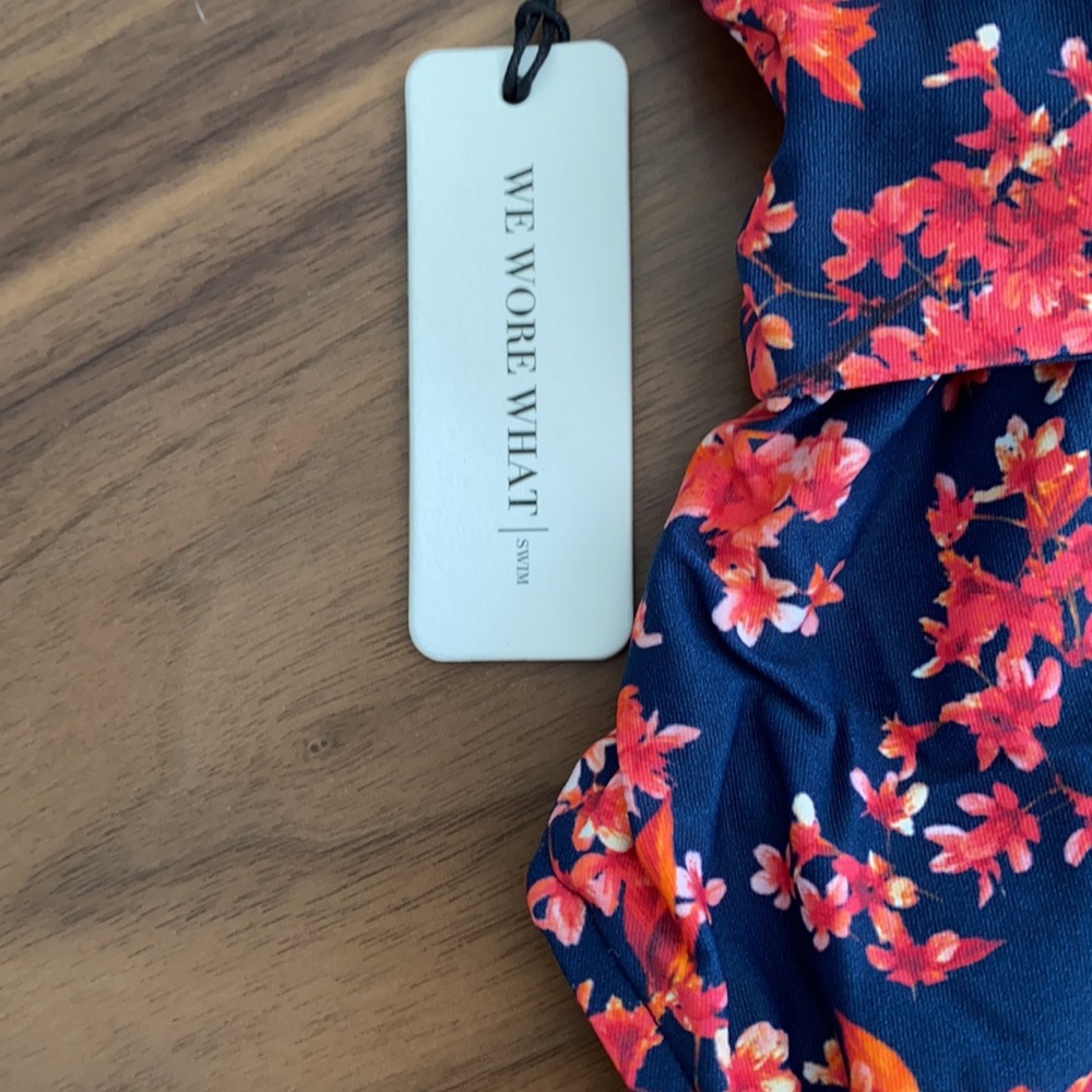 WeWoreWhat Bandeau Style One Piece Swimsuit - Picture 10 of 10